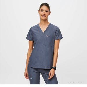 Figs Heather Denim Catarina one pocket scrub top-XL